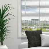 Горизонтальные жалюзи BRABIX 50x160 см алюминий цвет серебристый 606033 от магазина РЭССИ