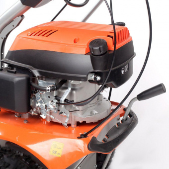 Подметательная машина бензин. Patriot S 608P 6л.с. от магазина РЭССИ