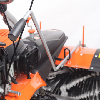 Подметательная машина бензин. Patriot S 608P 6л.с. от магазина РЭССИ