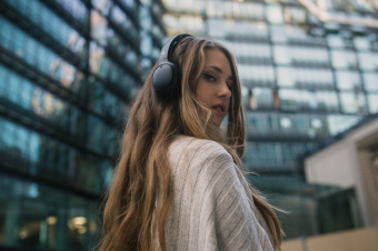 Гарнитура накладные Edifier WH500 черный беспроводные bluetooth оголовье от магазина РЭССИ