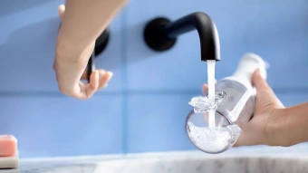 Ирригатор Philips HX3826/31 импульсн. 1насад. белый от магазина РЭССИ