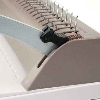 Переплетчик Heleos БП9п (БП9ПК) A4/перф.9л.сшив/макс.150л./пластик.пруж. (6-19мм) от магазина РЭССИ