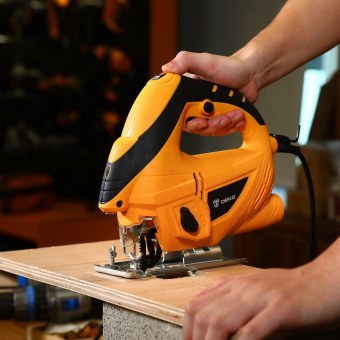 Лобзик Deko DKJS1100 +1пил. 1100Вт 3000ходов/мин от электросети от магазина РЭССИ