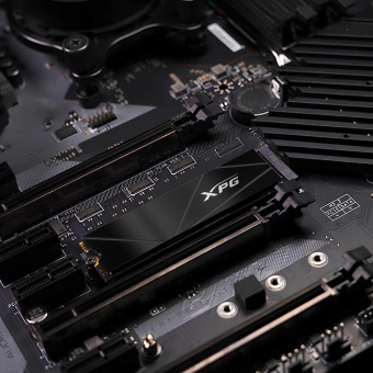 Накопитель SSD A-Data PCIe 4.0 x4 2TB SGAMMIXS50C-2000G-CS Gammix S50 Core XPG M.2 2280 от магазина РЭССИ