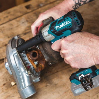 Гайковерт Makita TW161DWAE аккум. патрон:квад.1/2" (кейс в комплекте) от магазина РЭССИ