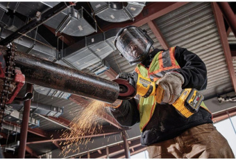 Углошлифовальная машина DeWalt DCG418NT-XJ 2300Вт 9000об/мин рез.шпин.:M14 d=125мм жестк.кейс от магазина РЭССИ