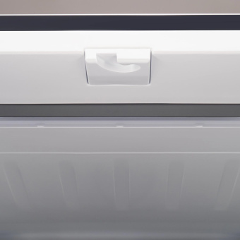 Холодильник Hyundai CM55043F 3-хкамерн. черный стекло инвертер от магазина РЭССИ