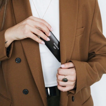 Накопитель SSD A-Data USB-C 512Gb ASE760-512GU32G2-CBK SE760 1.8" черный от магазина РЭССИ