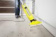 Картинка Пылесос моющий Karcher FC 5 460Вт желтый от магазина РЭССИ Пылесос моющий Karcher FC 5 460Вт желтый от магазина РЭССИ
