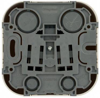 Розетка силов. Legrand Quteo 782250 откр. зазем. штор. IP20 слоновая кость от магазина РЭССИ