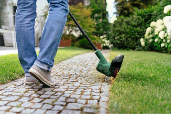 Триммер электрический Bosch EasyGrassCut 18-26 аккум. разбор.штан. реж.эл.:леска от магазина РЭССИ