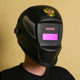 Маска сварщика Deko DKM 450гр (051-4679) от магазина РЭССИ