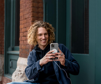 Чехол (клип-кейс) uBear для Apple iPhone 15 Touch Mag Case with MagSafe серый (CS258MG61TH-I23M) от магазина РЭССИ