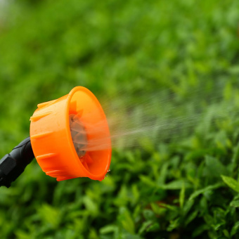 Опрыскиватель Deko DKSP12 аккум. ранц. 14л желтый (065-0951) от магазина РЭССИ