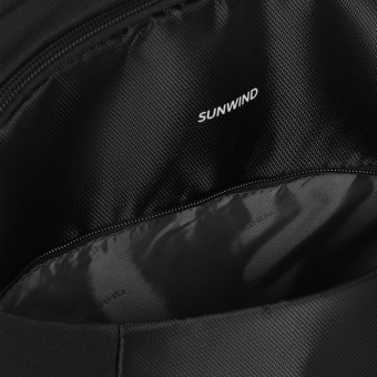 Рюкзак для ноутбука 15.6" SunWind SWP15A02BK черный нейлон от магазина РЭССИ