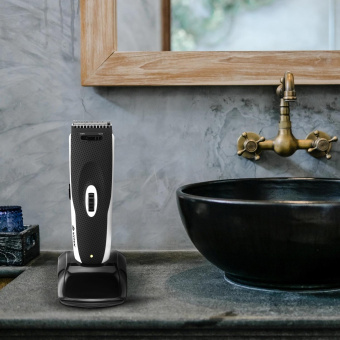 Машинка для стрижки Vitek VT-1355 белый (насадок в компл:2шт) от магазина РЭССИ