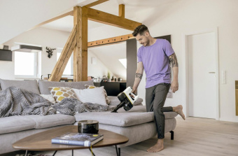 Пылесос ручной Karcher VC 4 Cordless myHome 140Вт белый от магазина РЭССИ