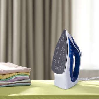 Утюг Maxwell MW-3007 2400Вт белый/синий от магазина РЭССИ