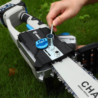 Цепная пила Deko DKCHS 40 PRO аккум. 40Вт дл.шины:16" (40cm) 2аккум. 4Ач ЗУ (083-2002) от магазина РЭССИ