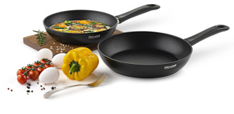 Сковорода Rondell Invictus RDA-1520 круглая 20см покрытие: Xylan Plus ручка несъемная (без крышки) черный от магазина РЭССИ