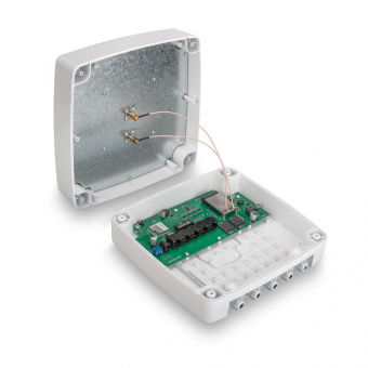 Уличный роутер Kroks Rt-Ubx PoE DS e6 4-48 с модемом LTE cat.6 для видеонаблюдения от магазина РЭССИ