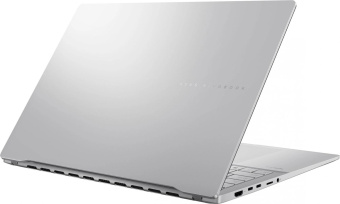 Ноутбук Asus VivoBook S15 OLED M5506NA-MA013 Ryzen 5 7535HS 16Gb SSD1Tb AMD Radeon 15.6" OLED 3K (2880x1620) noOS silver WiFi BT Cam (90NB14D3-M004S0) от магазина РЭССИ