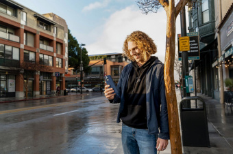 Чехол (клип-кейс) uBear для Apple iPhone 15 Pro Max Touch Mag Case with MagSafe темно-синий (CS278DB67PTH-I23M) от магазина РЭССИ