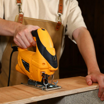 Лобзик Deko DKJS1100 +1пил. 1100Вт 3000ходов/мин от электросети от магазина РЭССИ