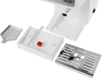 Кофеварка рожковая Delonghi ECP33.21.W 1100Вт белый от магазина РЭССИ