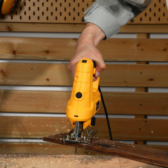 Лобзик Deko DKJS1000 Laser +1пил. 1000Вт 3000ходов/мин от электросети от магазина РЭССИ