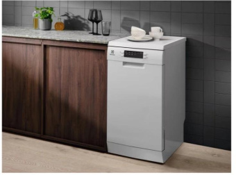 Посудомоечная машина Electrolux ESS42220SW белый (узкая) от магазина РЭССИ