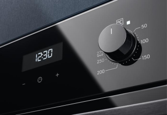 Духовой шкаф Электрический Electrolux EOE5C71Z черный от магазина РЭССИ