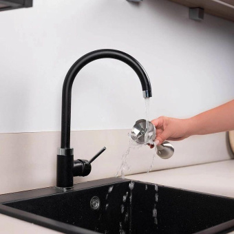 Блендер погружной Scarlett SC-HB42F68 1600Вт красный от магазина РЭССИ