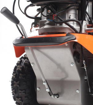 Подметательная машина бензин. Patriot S 608P 6л.с. от магазина РЭССИ