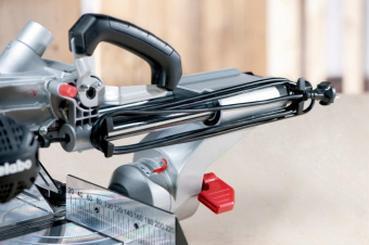 Торцовочная пила Metabo KGS 216 M 1500Вт 5000об/мин d=216мм от магазина РЭССИ