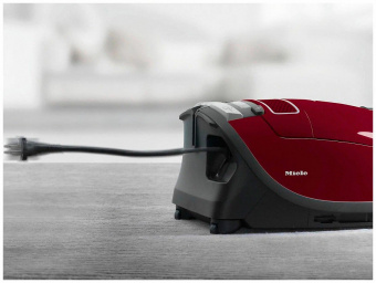 Пылесос Miele Complete C3 Active 2000Вт красный от магазина РЭССИ