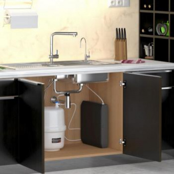 Водоочиститель Prio Новая Вода MO520 Expert Osmos черный 12л. от магазина РЭССИ