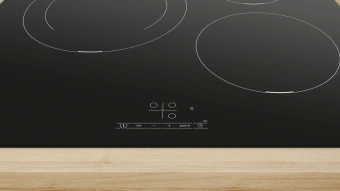Индукционная варочная поверхность Bosch PUJ611BB5E черный от магазина РЭССИ