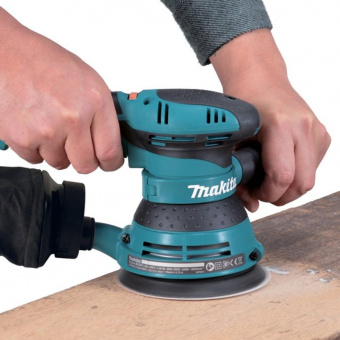 Эксцентриковая шлифмашина Makita BO5041K 300Вт D125 от магазина РЭССИ