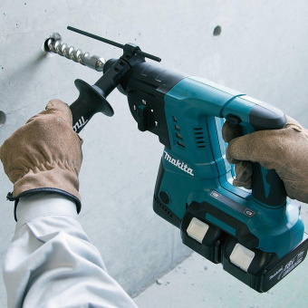 Перфоратор Makita DHR263RF4 патрон:SDS-plus уд.:2.5Дж аккум. (кейс в комплекте) от магазина РЭССИ
