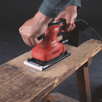 Вибро шлифовальная машина Makita M9203 190Вт от магазина РЭССИ