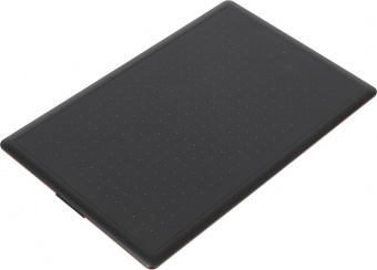 Графический планшет Wacom One by Medium USB черный/красный от магазина РЭССИ