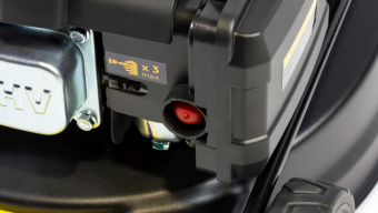 Газонокосилка роторная Champion LM4222 2200Вт от магазина РЭССИ