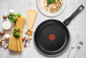 Сковорода Tefal Rock 04235128 круглая 28см покрытие: Mineralia+ non-stick ручка несъемная (без крышки) черный от магазина РЭССИ