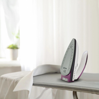 Утюг дорожный Vitek VT-8305 1000Вт белый/фиолетовый от магазина РЭССИ