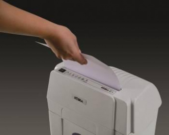 Шредер Kobra C1 E/S (секр.P-4) фрагменты 9лист. 18лтр. скрепки скобы пл.карты от магазина РЭССИ