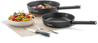 Сковорода Rondell Trumpf RDA-1343 круглая 26см покрытие: Xylan Plus ручка несъемная (без крышки) черный от магазина РЭССИ