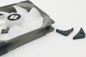 Вентилятор Thermalright TL-C14L-RGB 4-pin 26.6dB 160gr LED Ret от магазина РЭССИ