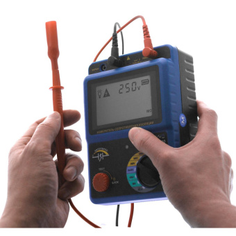 Измеритель сопротивления изоляции МЕГЕОН Мегаомметр 13200 с поверкой к0000020465 от магазина РЭССИ