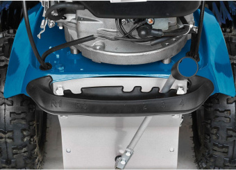 Подметательная машина бензин. Hyundai HYSW 1000 5л.с. от магазина РЭССИ